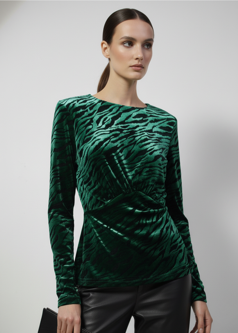 MA82297 T357 Velvet Top In Green