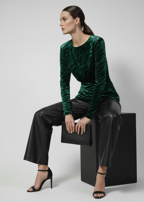 MA82297 T357 Velvet Top In Green