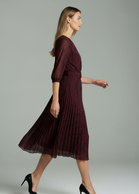 Marc Angelo Print Pleated Midi Dress in Plum MA5282