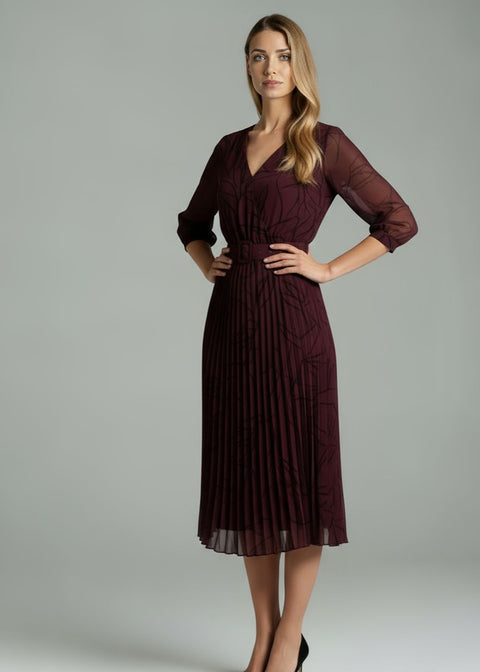 Marc Angelo Print Pleated Midi Dress in Plum MA5282
