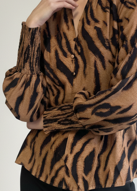 MA821645 T359 Brown Tiger Print Top