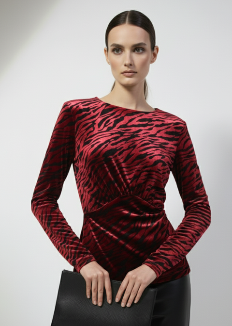 MA82297 T357 Velvet Top In Red