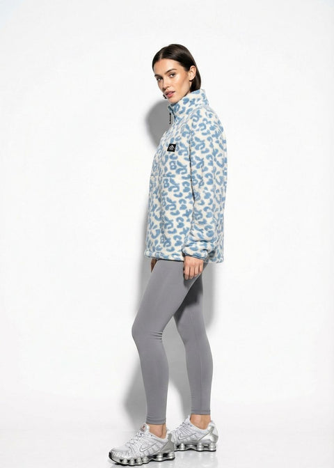 The Trek fleece in baby blue leopard - Marc Angelo