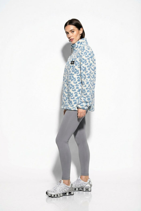 The Trek fleece in baby blue leopard - Marc Angelo